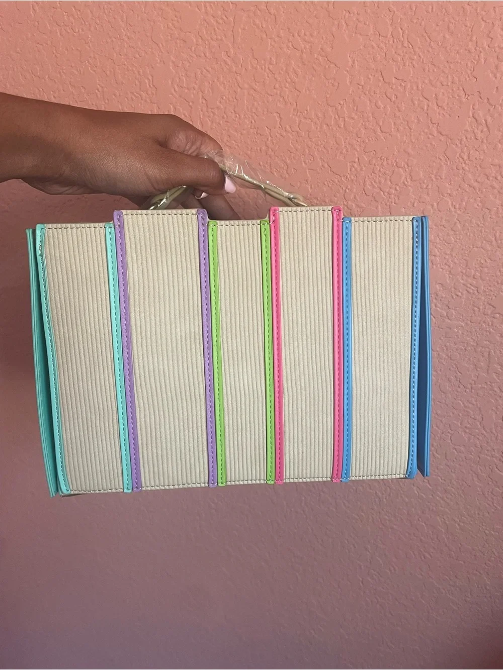 Loungefly Multicolor Disney Princess Book Stack Crossbody Purse Stitch Shoppe - Picture 3 of 4